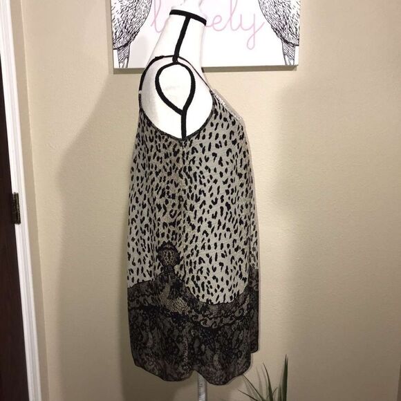 Charlotte Russe leopard dress - Picture 2 of 9